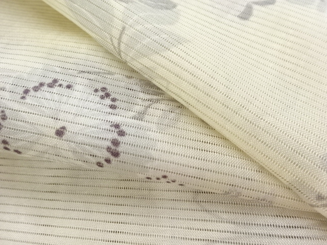  絽草花模様小紋着物